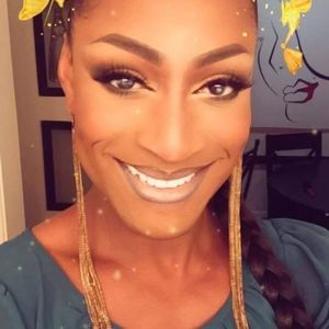 Meet your Posher, Jada